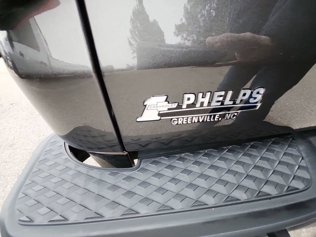 Used 2024 Jeep Gladiator Willys image 35