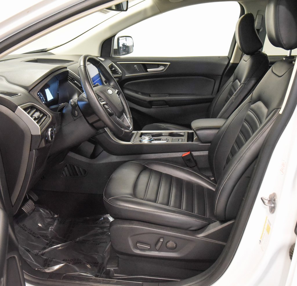 Used 2024 Ford Edge SEL image 2