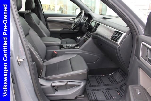 Used 2022 Volkswagen Atlas Cross Sport SE w/ Panoramic Sunroof Package image 21