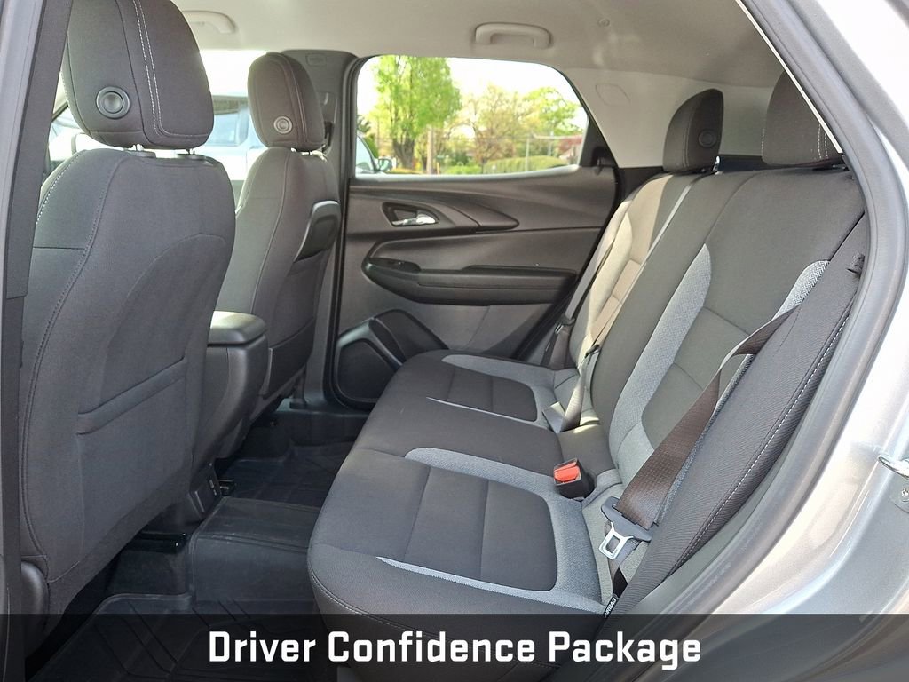 Used 2023 Chevrolet TrailBlazer LT w/ Convenience Package AWD/4WD image 13