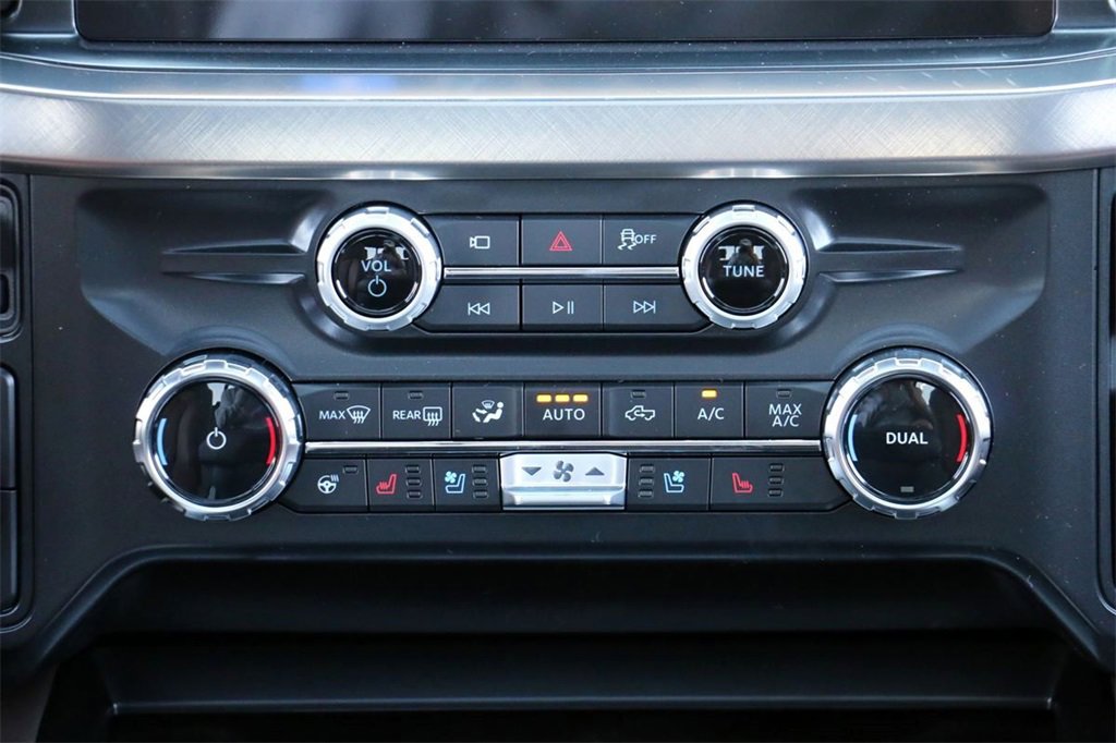 New 2026 Ford F350 King Ranch w/ FX4 Off-Road Package image 34