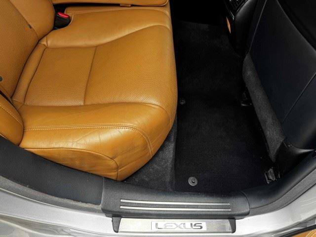 Used 2014 Lexus LS 460 w/ F Sport Package RWD image 48