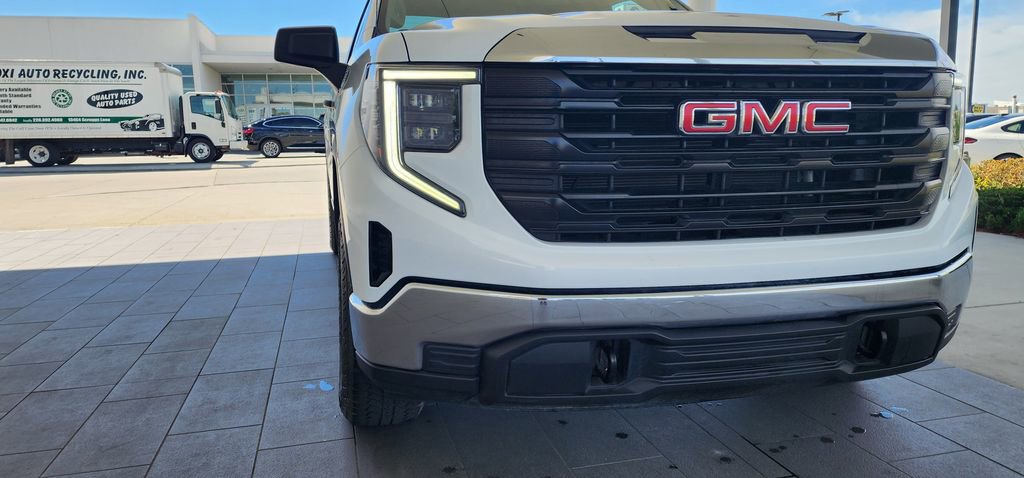 Used 2023 GMC Sierra 1500 Pro w/ Convenience Package AWD/4WD image 14