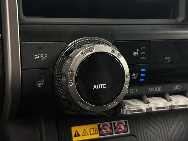 Used 2025 Toyota 4Runner Limited image 18