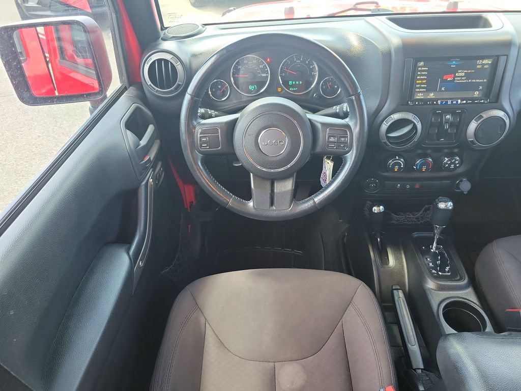 Used 2015 Jeep Wrangler Unlimited Sport w/ Quick Order Package 24S AWD/4WD image 9