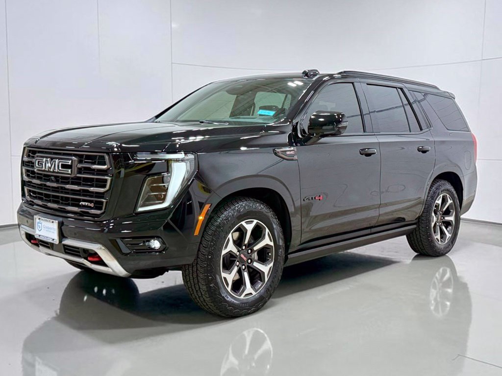 Used 2025 GMC Yukon AT4 Ultimate AWD/4WD image 3