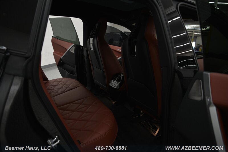 Used 2025 BMW iX M60 AWD/4WD image 26