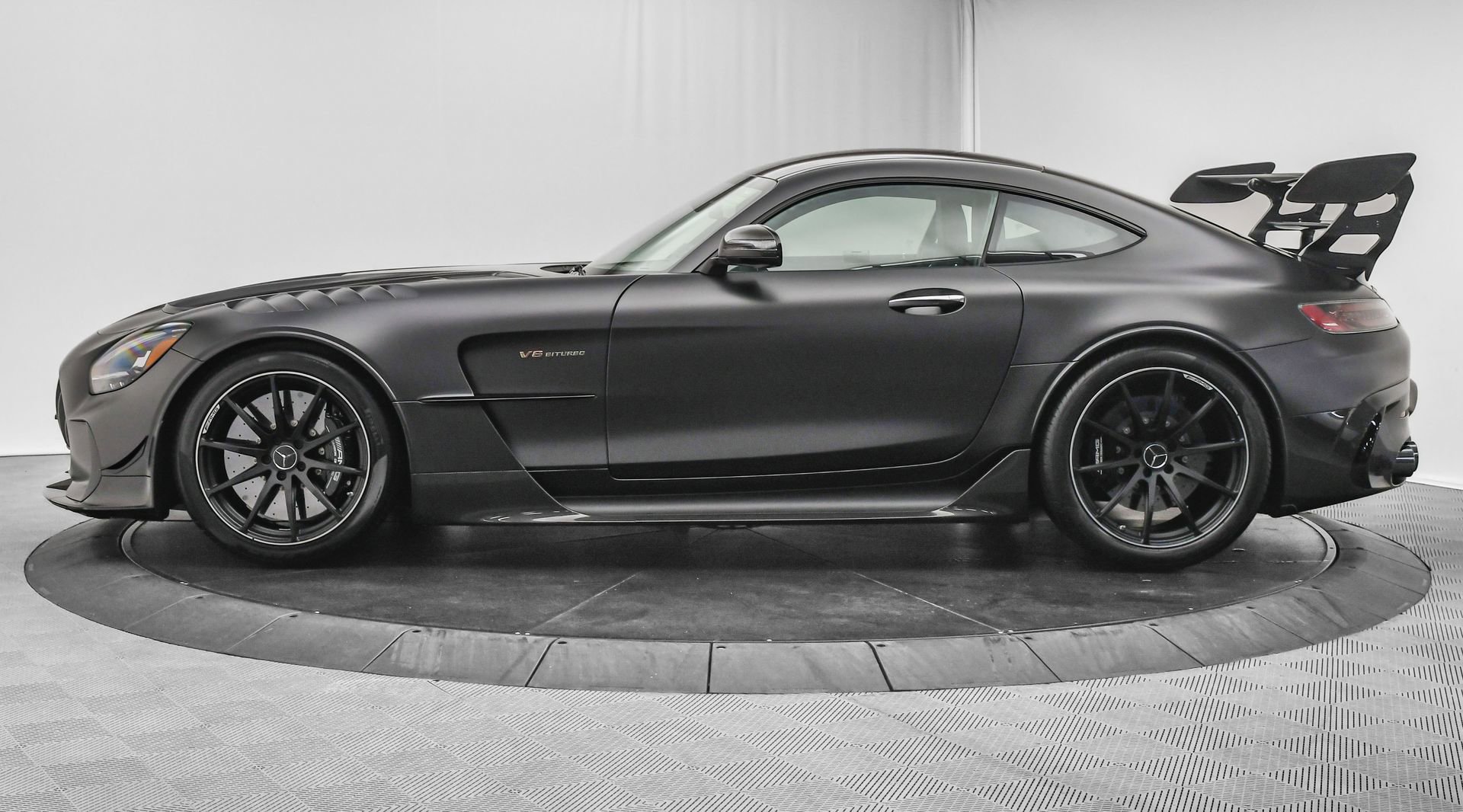 Used 2021 Mercedes-Benz AMG GT Black Series image 4
