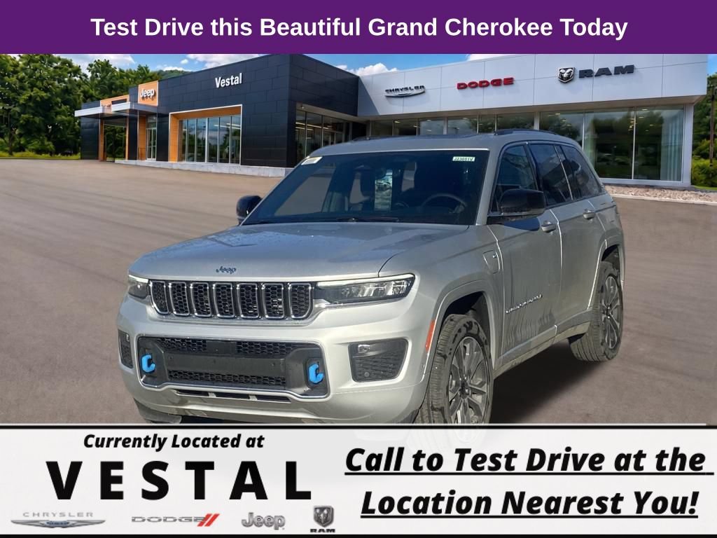 New 2023 Jeep Grand Cherokee Overland AWD/4WD image 3