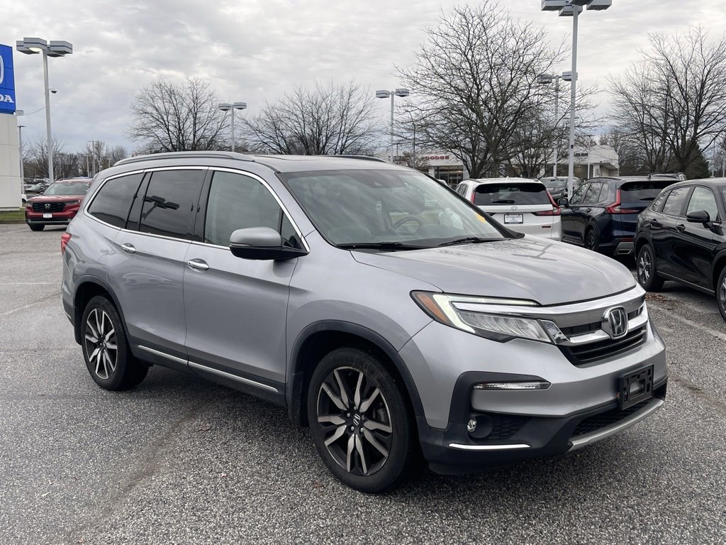 Used 2020 Honda Pilot Touring image 3