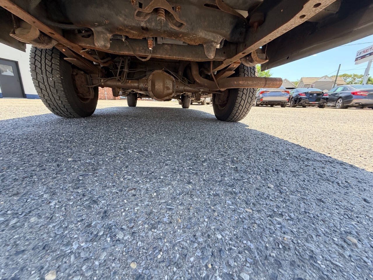 Used 2006 Ford E-350 and Econoline 350 XL RWD image 21