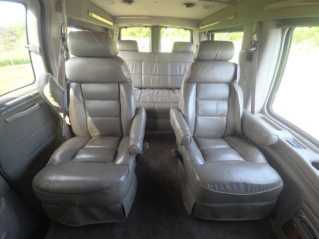 Used 2002 GMC Savana 1500 w/ SLE Marketing Option Pkg 3 RWD image 22