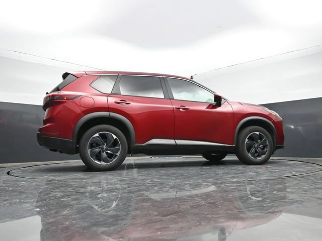 Used 2025 Nissan Rogue SV AWD/4WD image 49