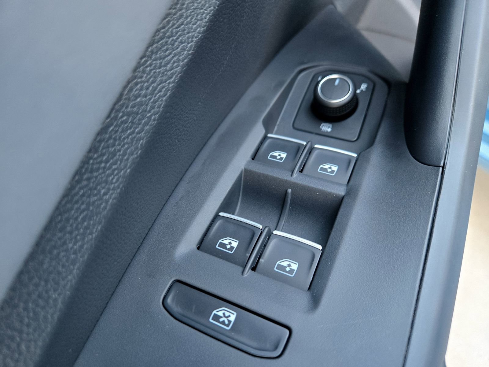 New 2026 Volkswagen Jetta SE image 20