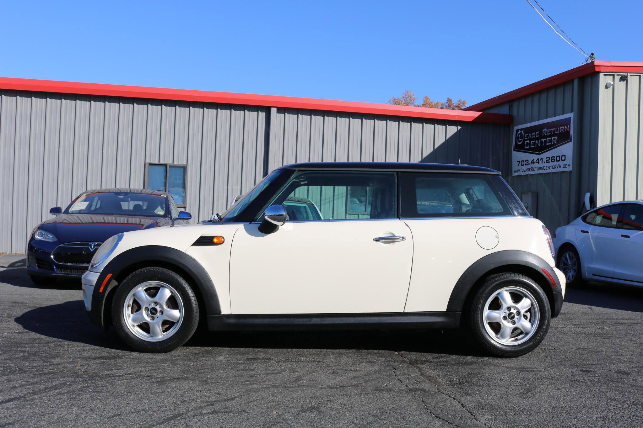 Used 2009 MINI Cooper Hardtop image 4