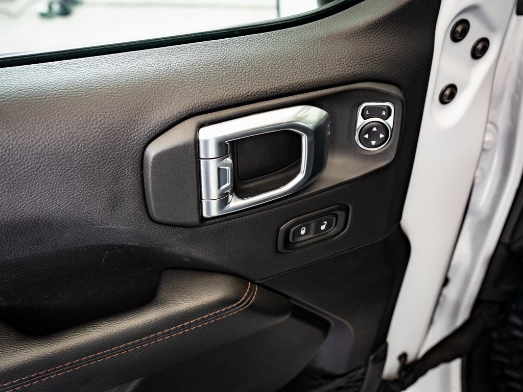 Used 2023 Jeep Wrangler Unlimited Rubicon 392 image 23