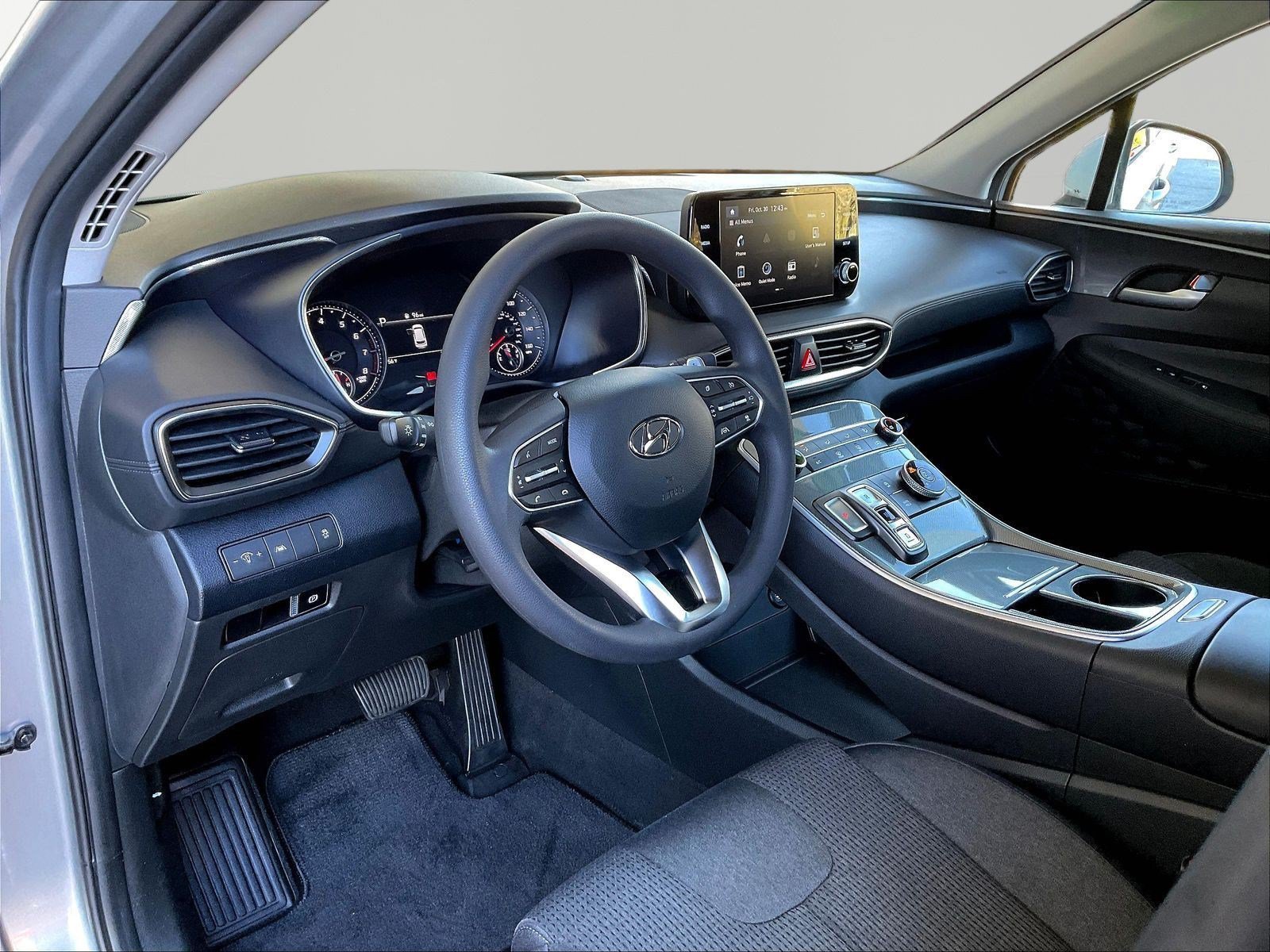 Used 2023 Hyundai Santa Fe SE AWD/4WD image 16