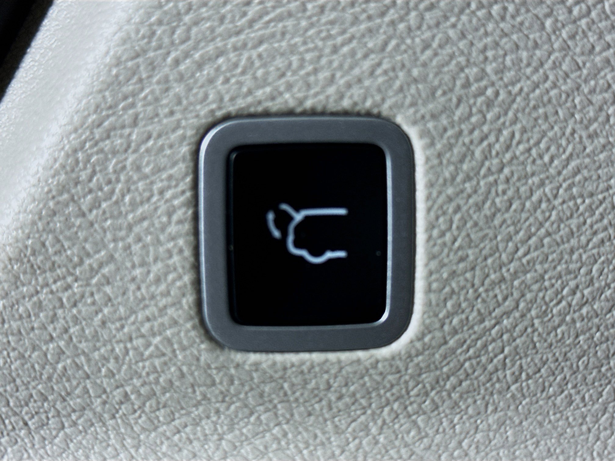 Used 2024 Chrysler Pacifica Touring-L image 29