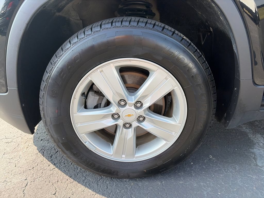 Used 2019 Chevrolet Trax LT w/ LT Convenience Package AWD/4WD image 24
