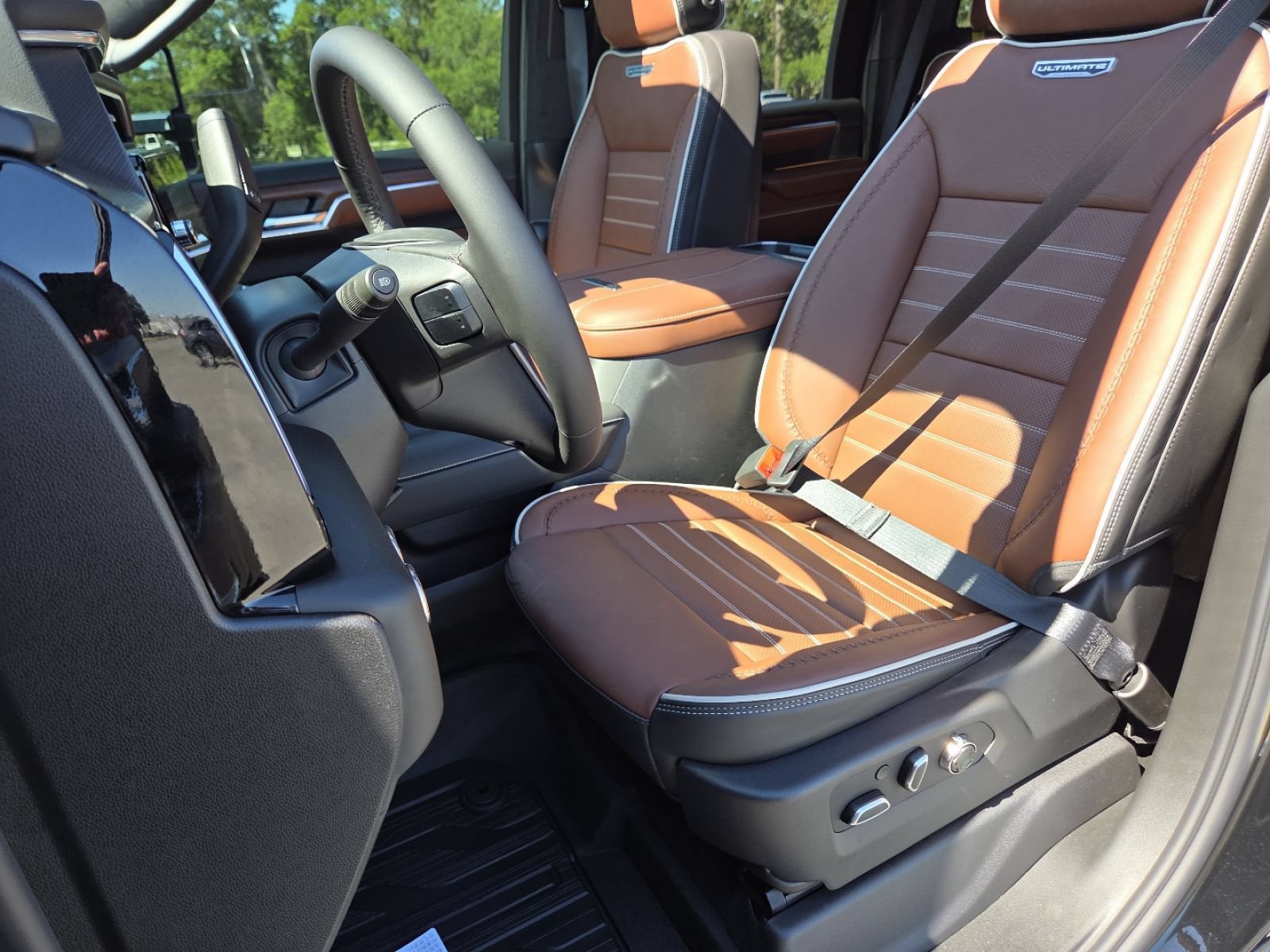 New 2026 GMC Sierra 2500 Denali Ultimate AWD/4WD image 32