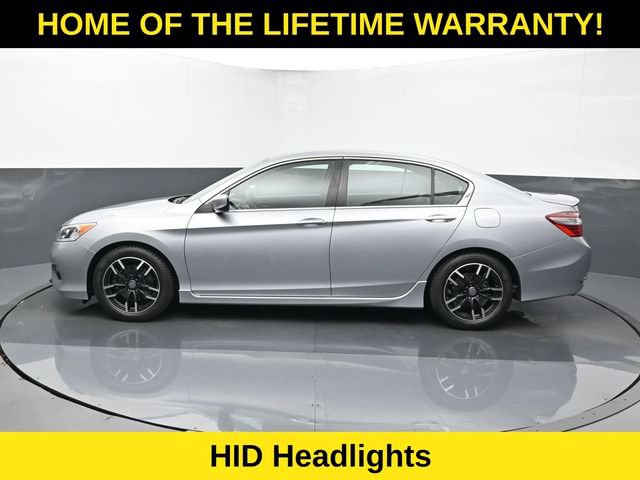 Used 2016 Honda Accord Sport image 4