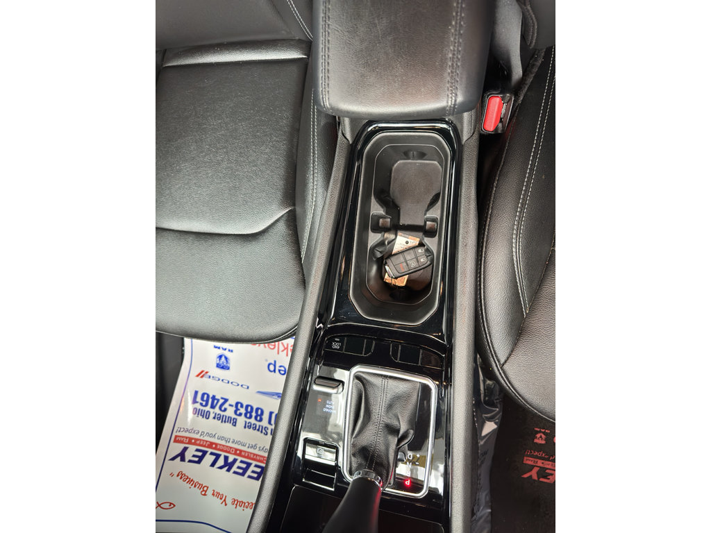 Used 2025 Jeep Compass Limited AWD/4WD image 11