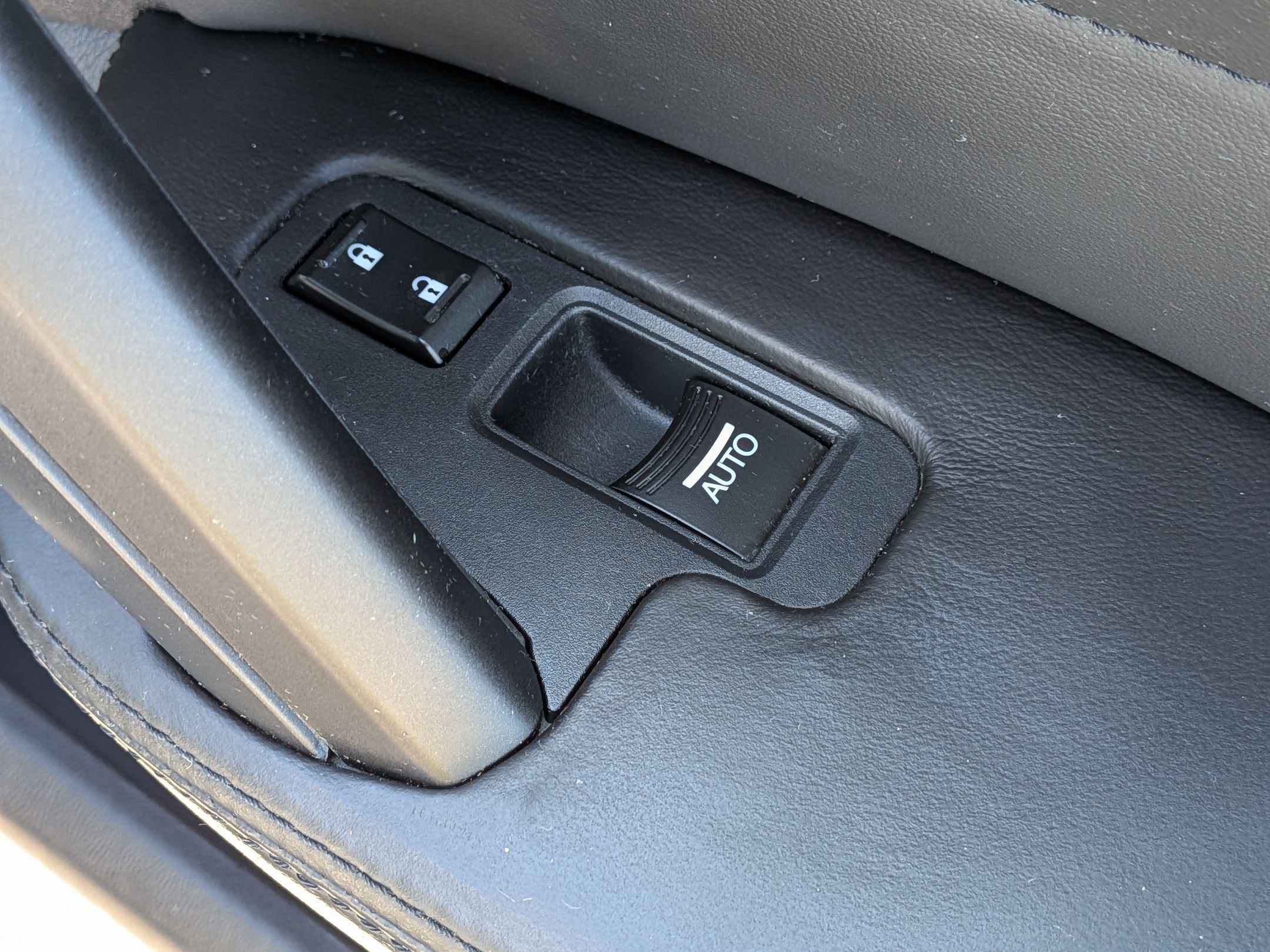 Used 2011 Acura TL w/ Technology Package FWD image 36