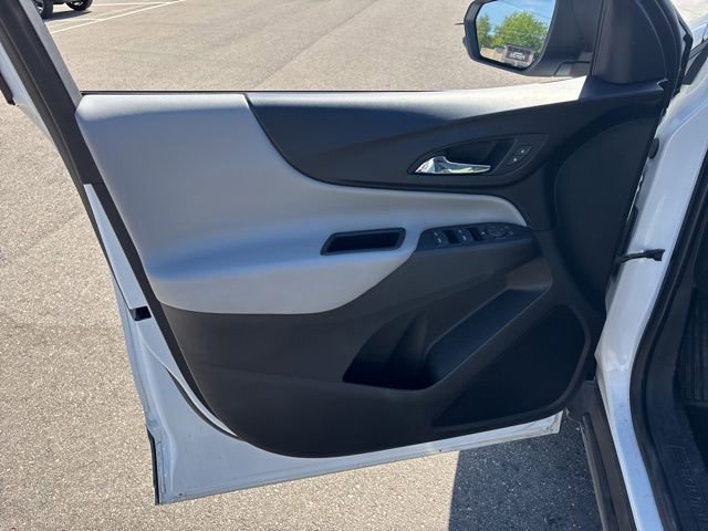 Used 2018 Chevrolet Equinox LS AWD/4WD image 15