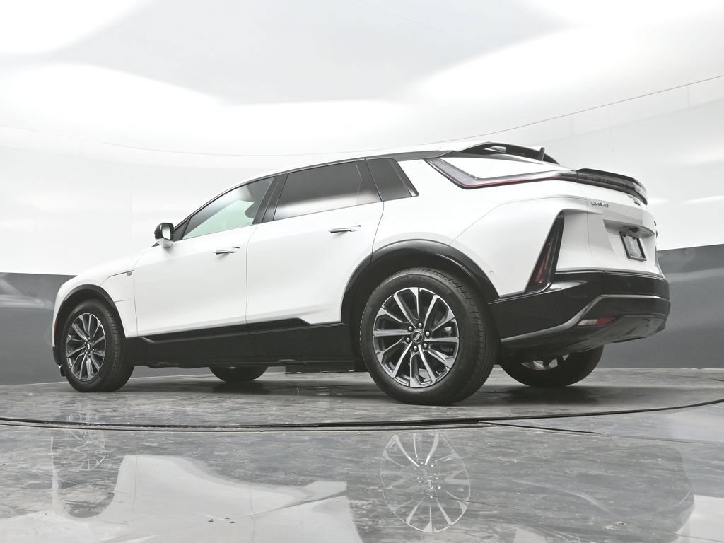 Certified 2024 Cadillac Lyriq Sport AWD/4WD image 30