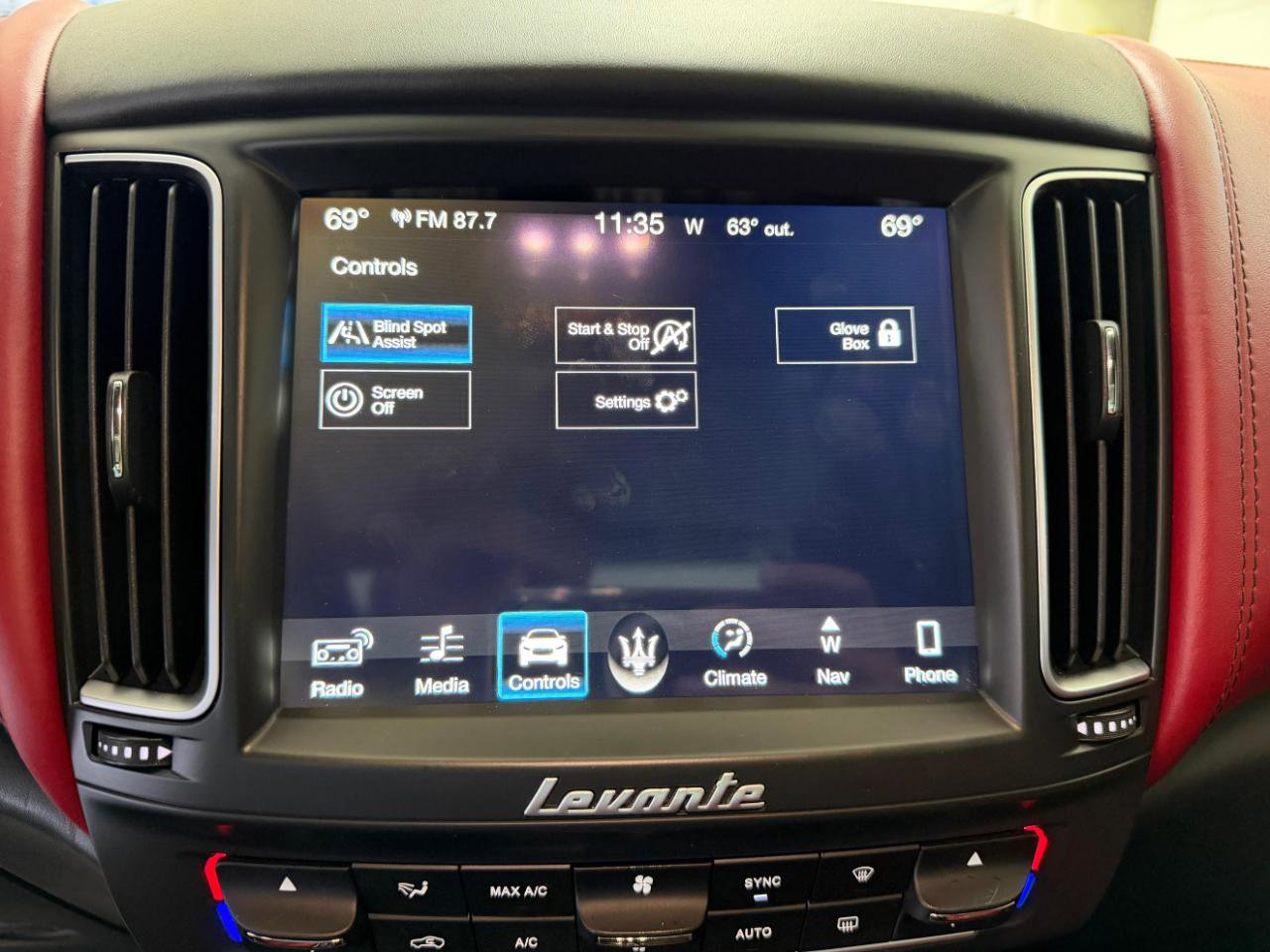 Used 2018 Maserati Levante S GranSport AWD/4WD image 38