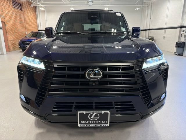 Used 2024 Lexus GX 550 w/ Accessory Package (Z1) AWD/4WD image 2
