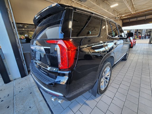 Used 2023 GMC Yukon Denali w/ Denali Reserve Package AWD/4WD image 4