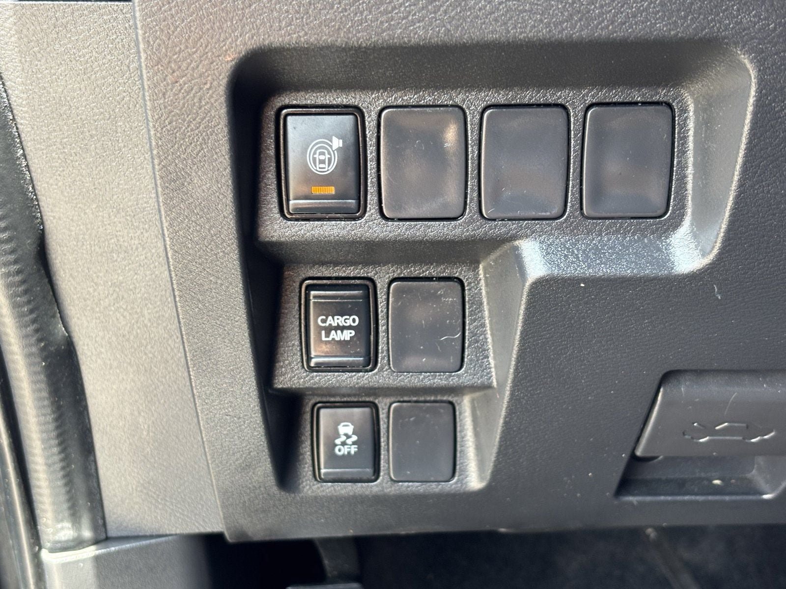 Certified 2023 Nissan Frontier SV w/ Midnight Edition Package RWD image 32