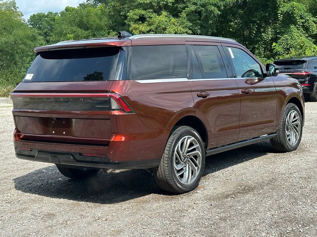 New 2027 Lincoln Navigator Reserve AWD/4WD image 36