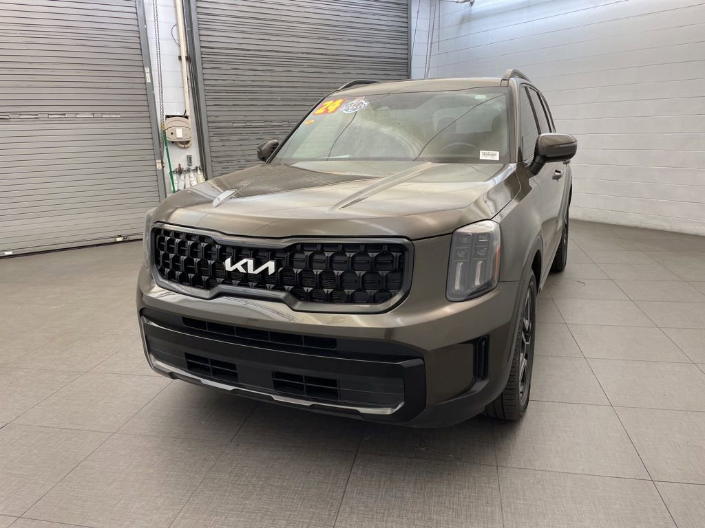 Used 2024 Kia Telluride EX X-Line image 3