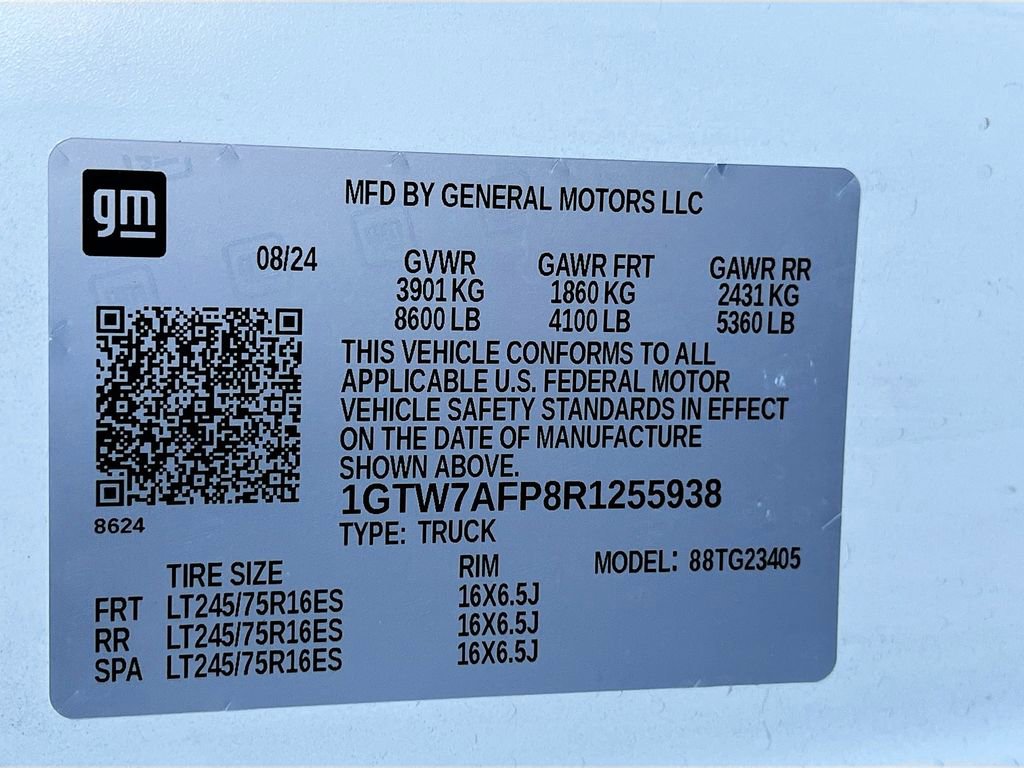 Used 2024 GMC Savana 2500 w/ Driver Convenience Package image 29