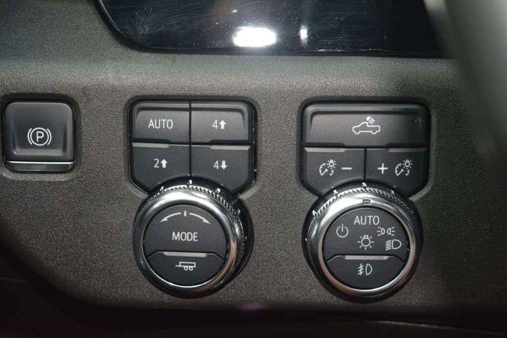 Used 2024 GMC Sierra 1500 Elevation w/ X31 Off-Road Package AWD/4WD image 18