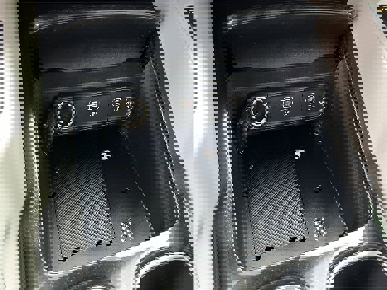 Used 2024 Kia Telluride S w/ S Sunroof Package image 20