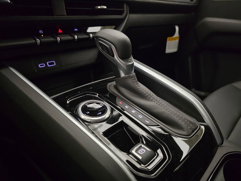 New 2025 Chevrolet Colorado LT w/ LT Convenience Package image 18