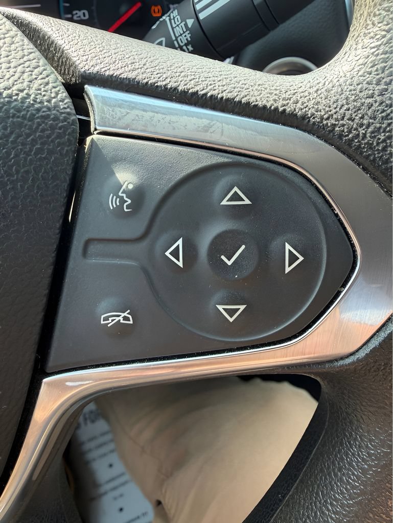 Used 2018 Chevrolet Traverse LS AWD/4WD image 24
