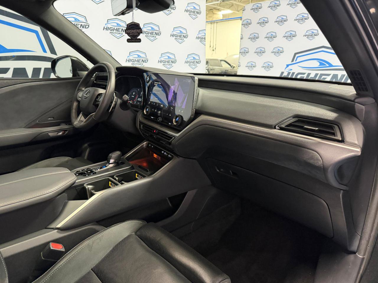 Used 2024 Lexus TX 350 AWD image 33