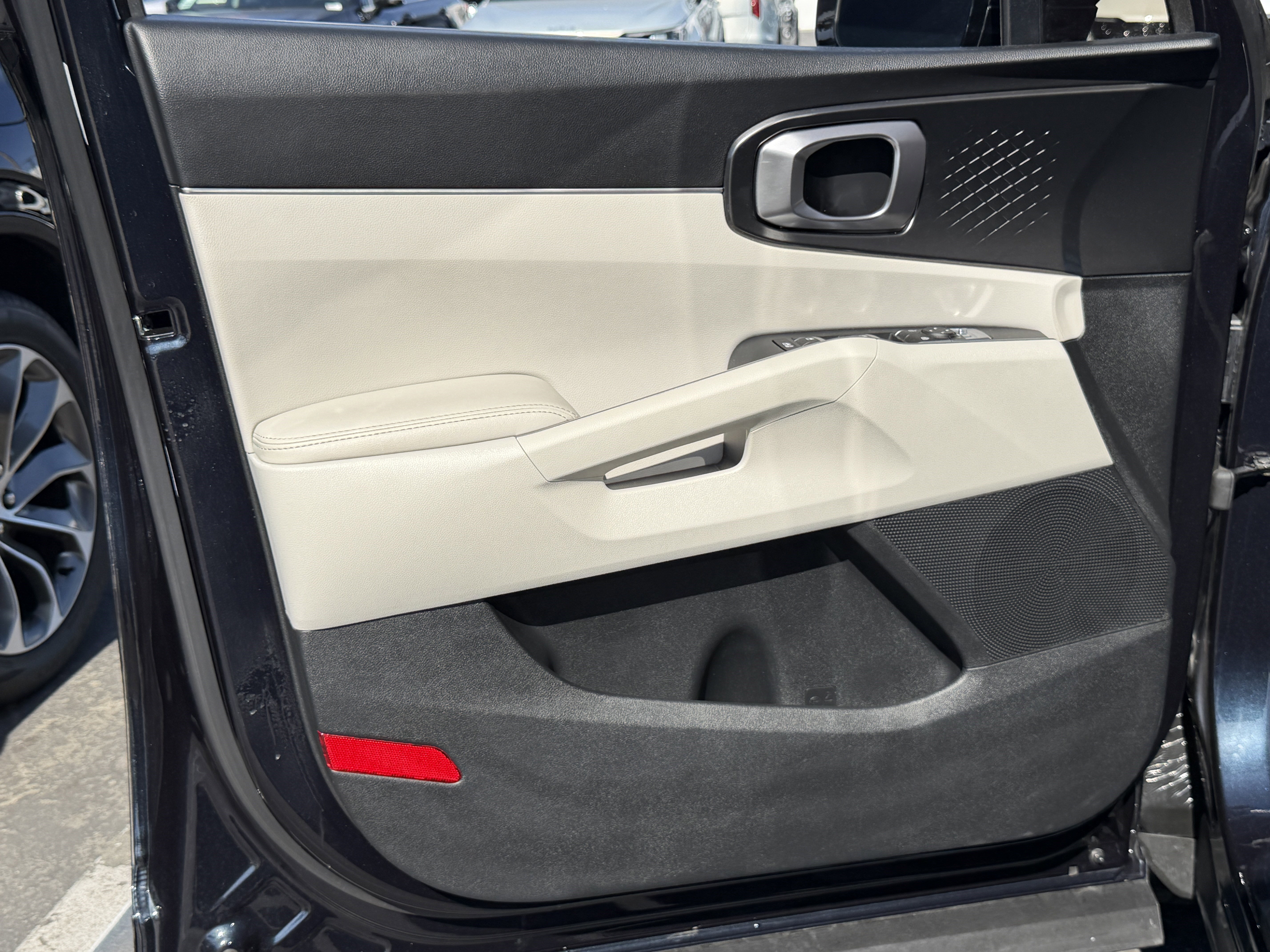 Certified 2023 Kia Sorento EX FWD image 13