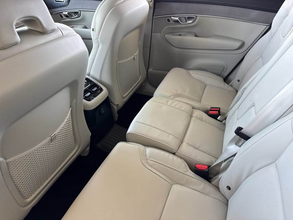 New 2026 Volvo XC90 T8 Ultra AWD/4WD image 11