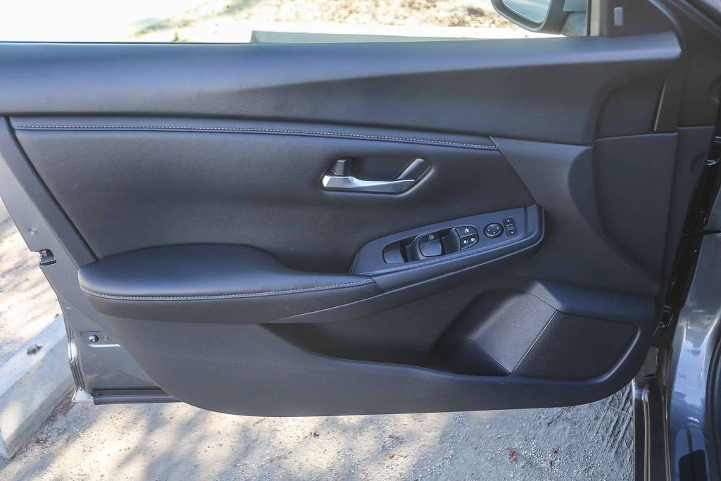 Used 2023 Nissan Sentra SV w/ All-Weather Package FWD image 19