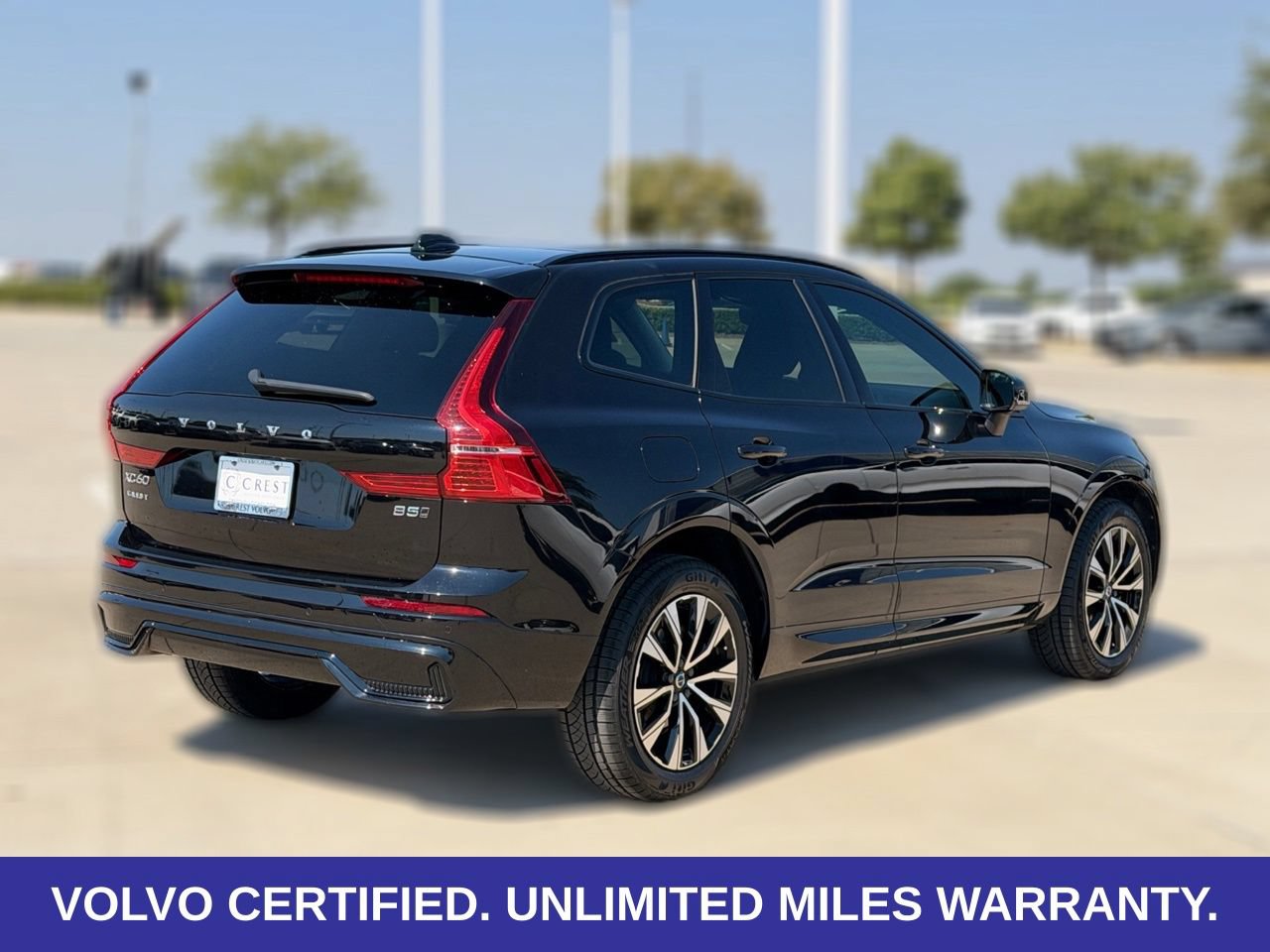 Certified 2024 Volvo XC60 B5 Core AWD/4WD image 9