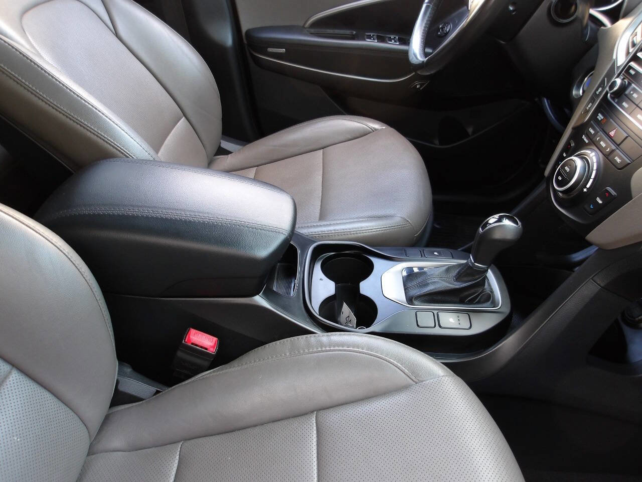 Used 2017 Hyundai Santa Fe Sport AWD/4WD image 18