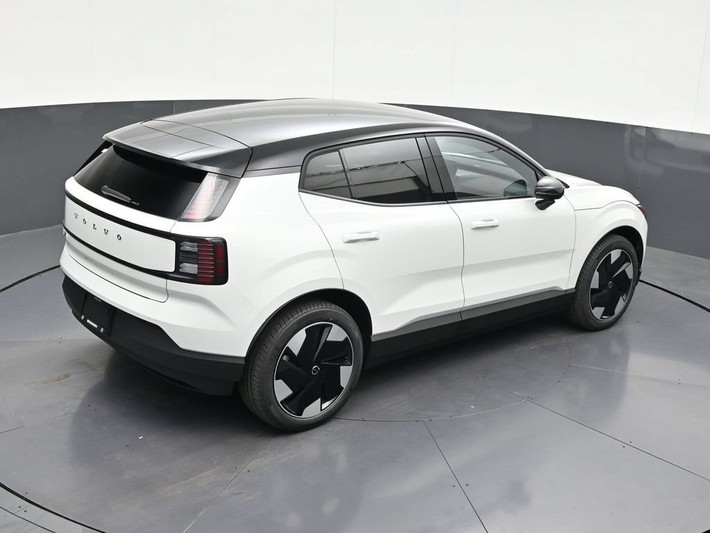 New 2026 Volvo EX30 Plus w/ Protection Package Premier AWD/4WD image 17
