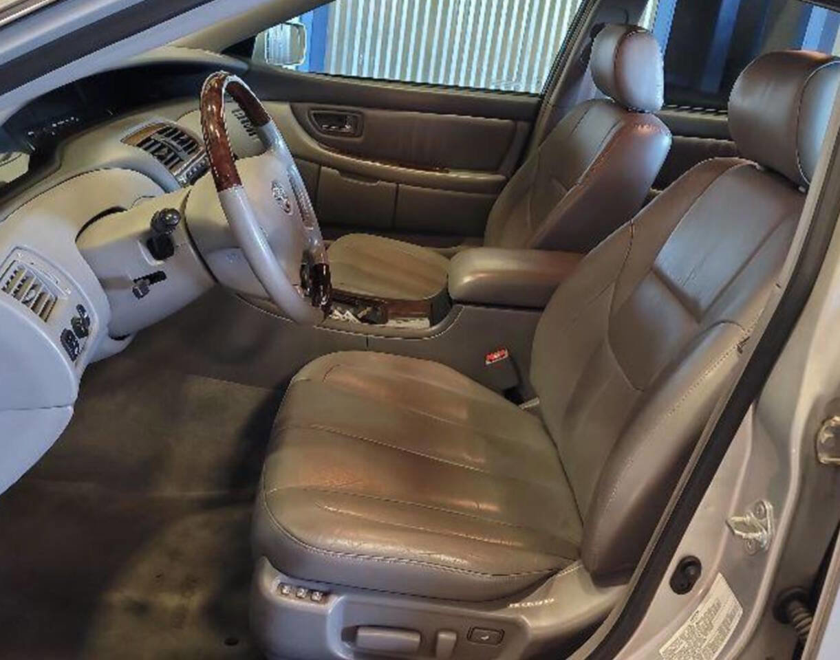 Used 2003 Toyota Avalon XLS