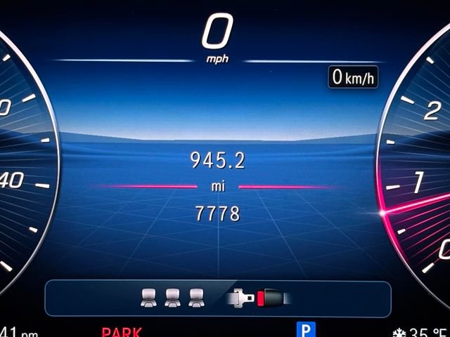 Used 2025 Mercedes-Benz C 300 4MATIC Sedan image 26