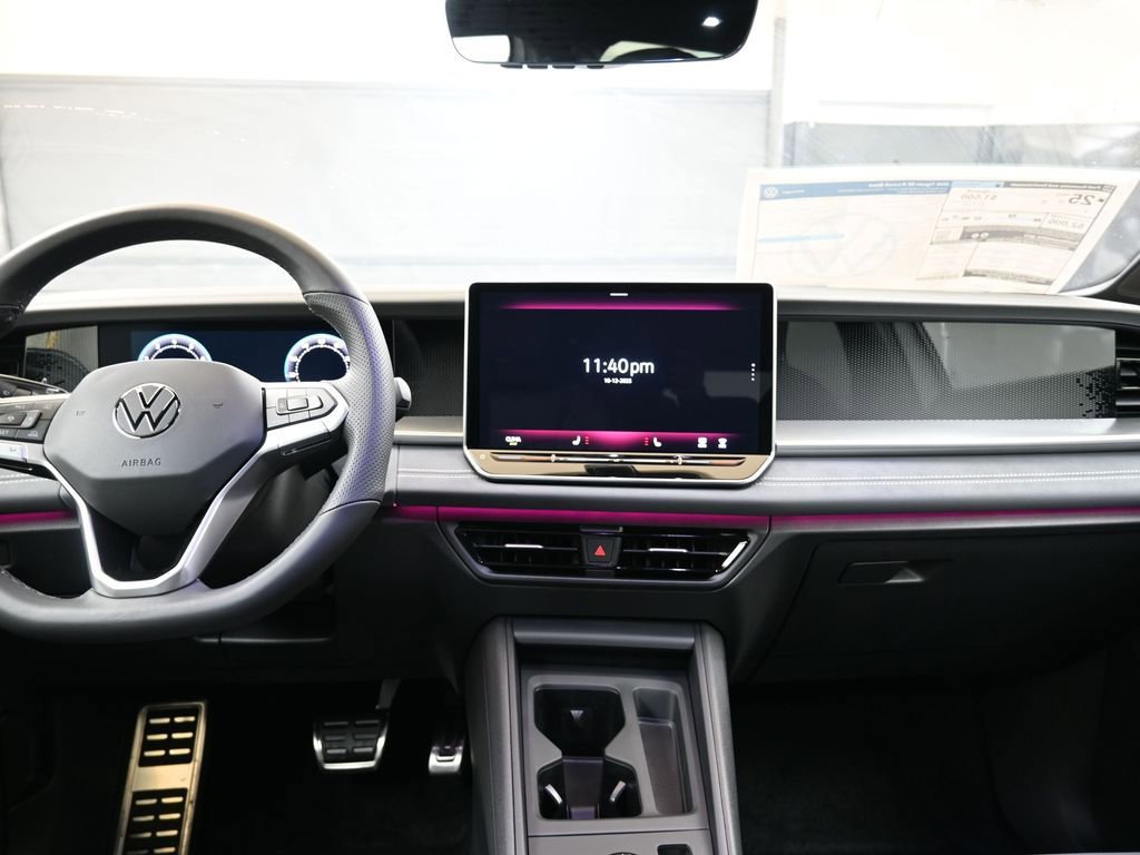 New 2026 Volkswagen Tiguan SE R-Line image 22